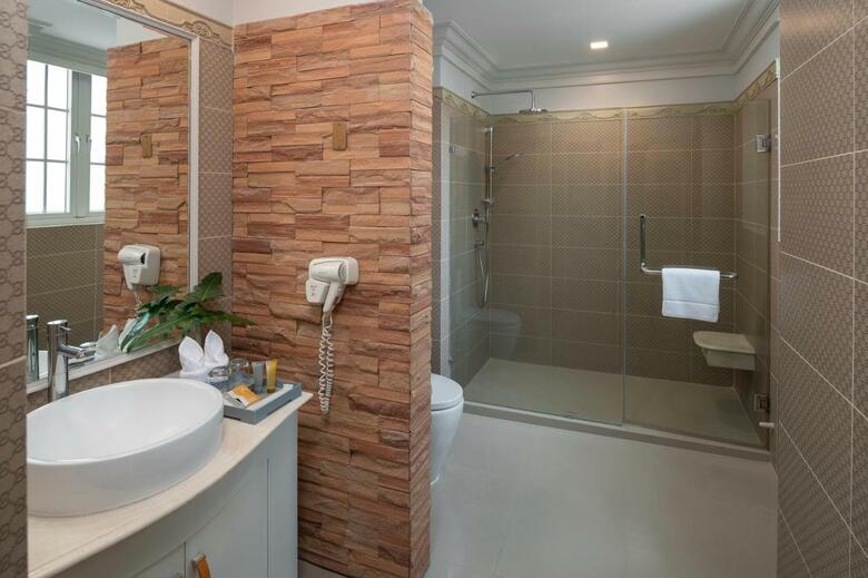 Hotel Kingston Suites Bangkok