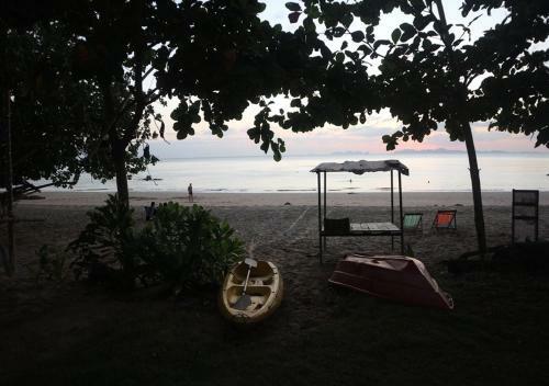 Hostal Sun Smile Beach Koh Jum