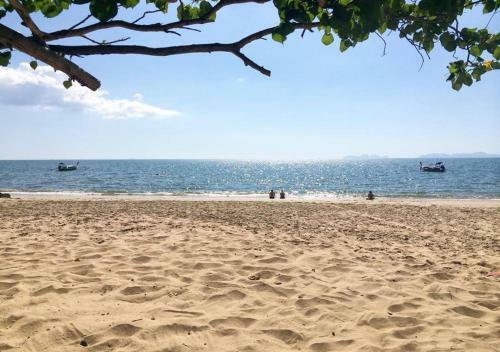 Hostal Sun Smile Beach Koh Jum
