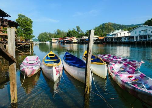 Hostal Baan Rim Nam