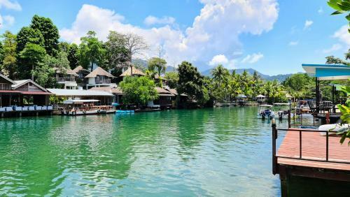 Hostal Baan Rim Nam