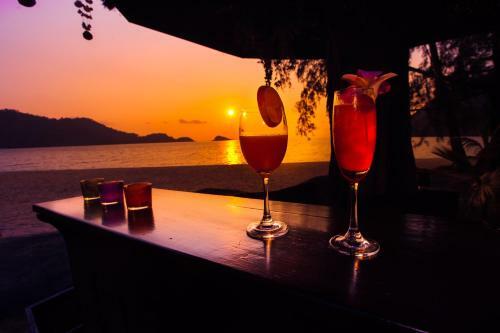 Hotel Little Sunshine Boutique Beach Resort & Spa