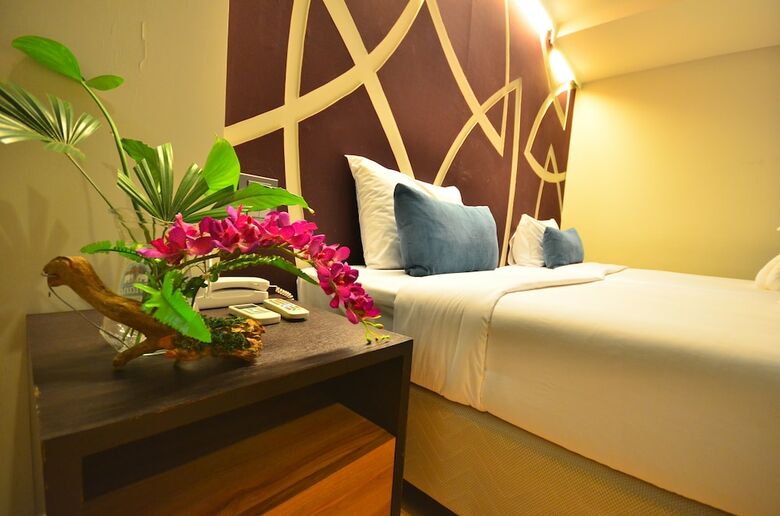 Hotel H-residence