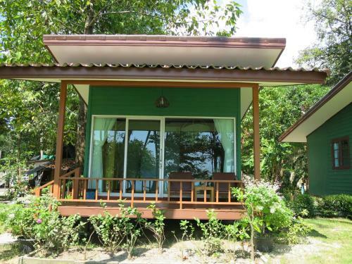 Hotel Bangbaobeach Resort