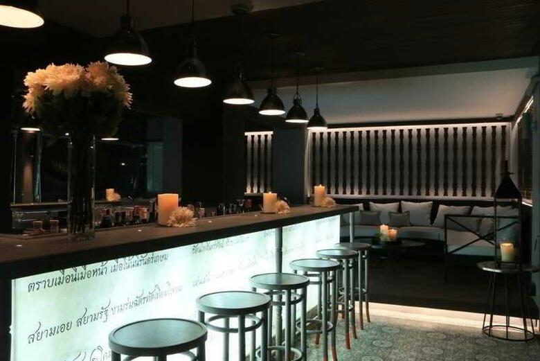 Hotel Riva Surya Bangkok