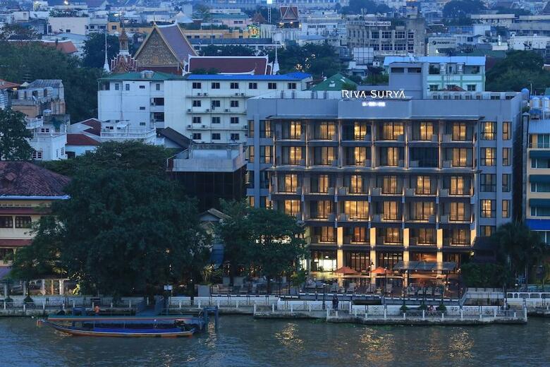 Hotel Riva Surya Bangkok