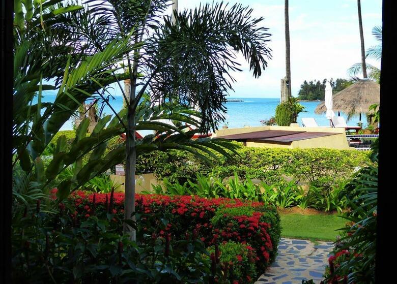 Hotel Amber Sands Beach Resort