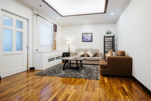 Apartamentos Cnc Residence
