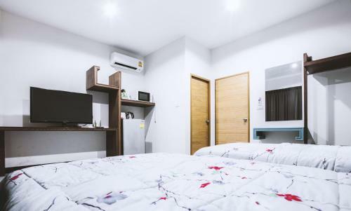 Hostal Ra Residence Phuket