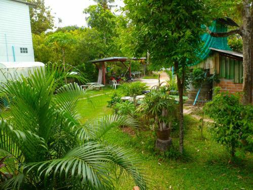 Hostal Bonus Bungalow