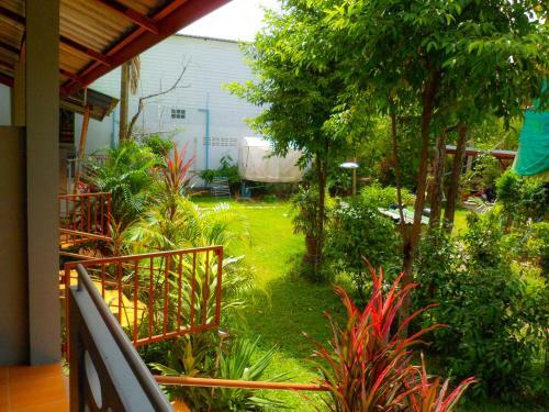 Hostal Bonus Bungalow