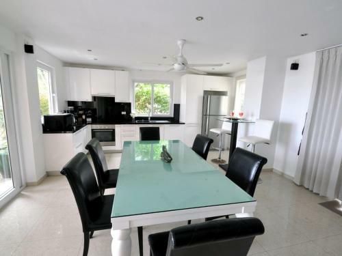 Dragon Sea View Villa