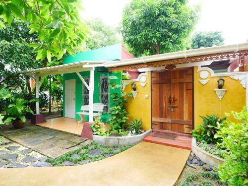 Hotel Forest Bungalows & Mama's Restaurant
