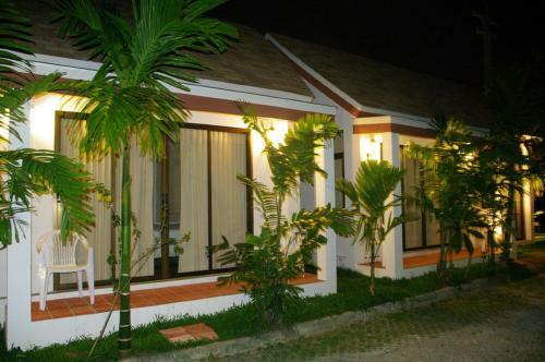 Hotel Baan Phuchalong Bungalow