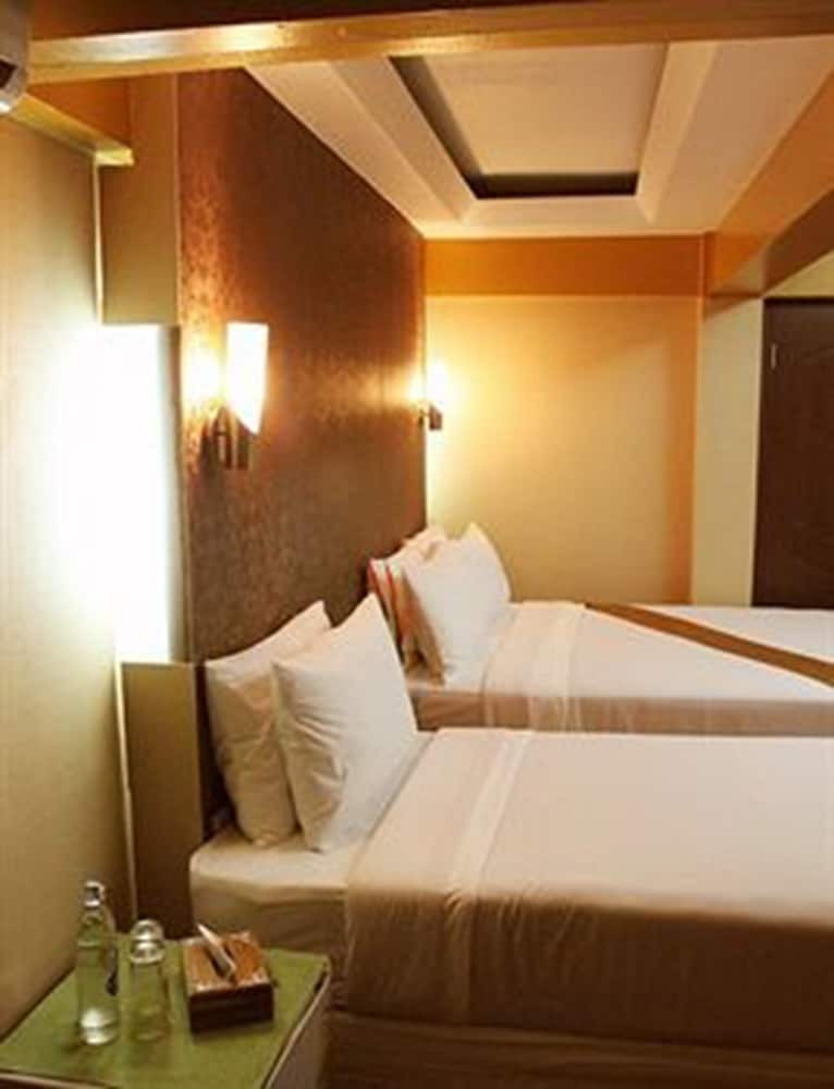 Lodge Shadi Home & Residence
