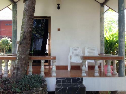 Hotel Lonely Beach Resort