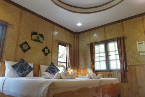 Hostal Macura Resort