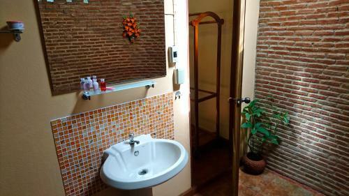 Hostal Macura Resort