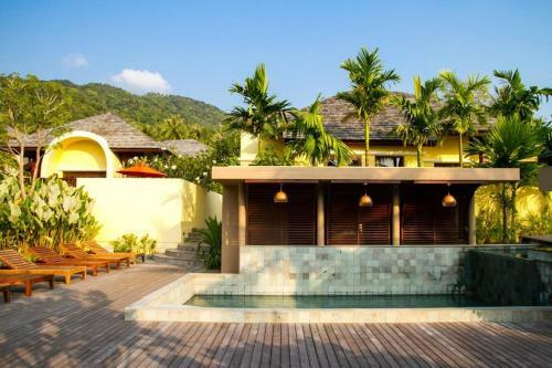 Hotel Chantaramas Resort & Spa