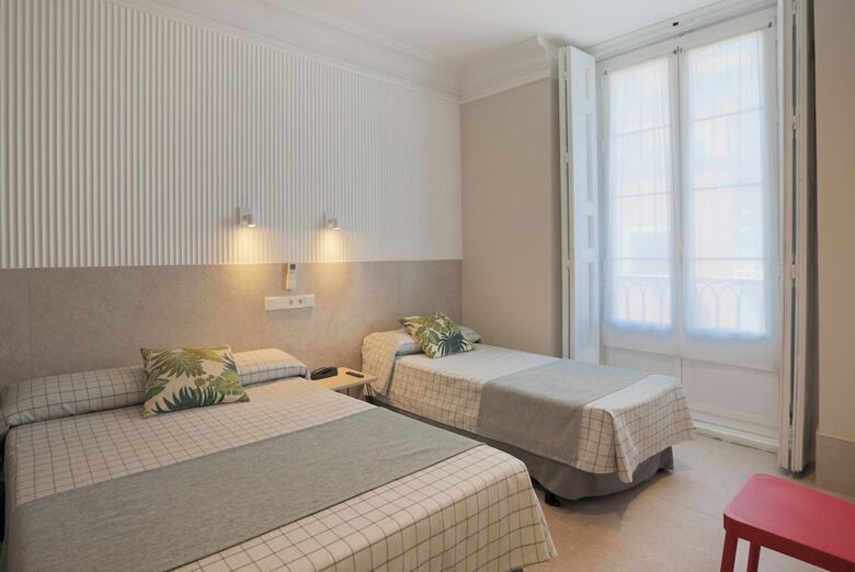 Hostal Castilla II - Puerta Del Sol