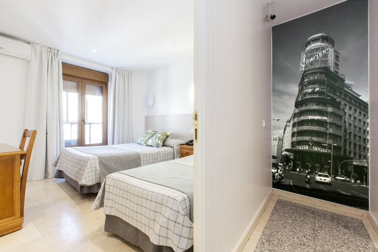 Hostal Castilla II - Puerta Del Sol