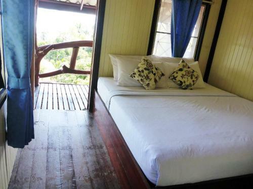 Tanouy Garden Cottage