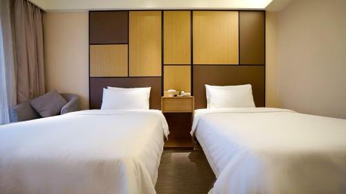 Ji Hotel Urumqi Yangzijiang Road