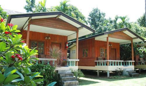 Hotel Blue Lotus Resort