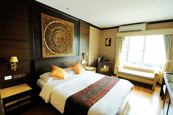 Hostal Baan Sukhumvit Soi 18