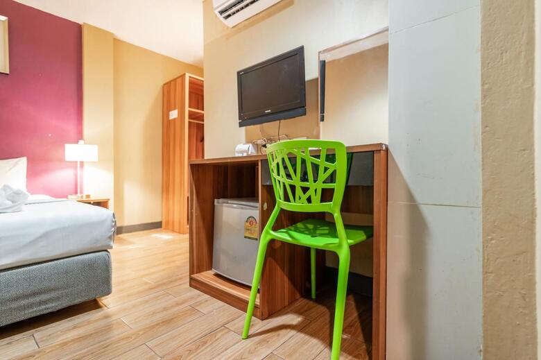 Hostal The Richy Place Guest House