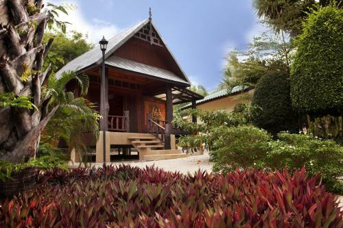 Dewshore Resort