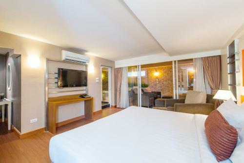 Hotel The Key Sukhumvit Bangkok By Compass Hospitality