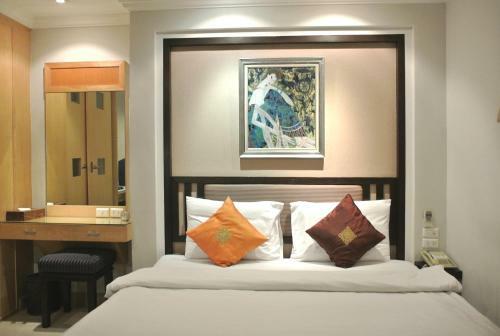 Hotel The Key Sukhumvit Bangkok By Compass Hospitality