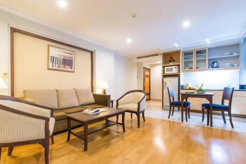 Hotel The Key Sukhumvit Bangkok By Compass Hospitality
