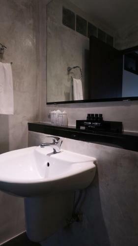 Hotel The Key Sukhumvit Bangkok By Compass Hospitality