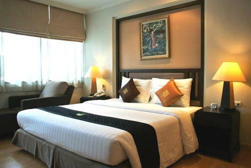 Hotel The Key Sukhumvit Bangkok By Compass Hospitality
