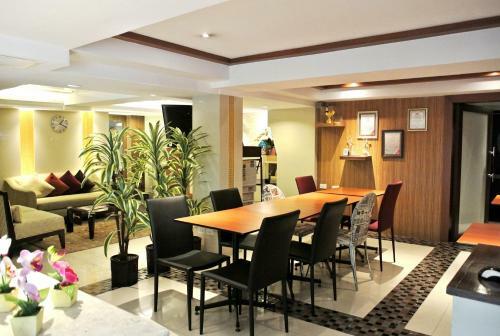 Hotel The Key Sukhumvit Bangkok By Compass Hospitality