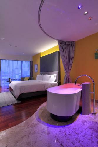 Lit Bangkok Hotel
