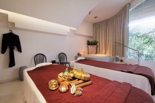 Lit Bangkok Hotel