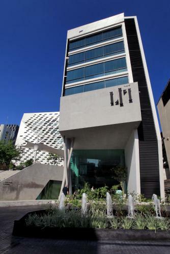 Lit Bangkok Hotel