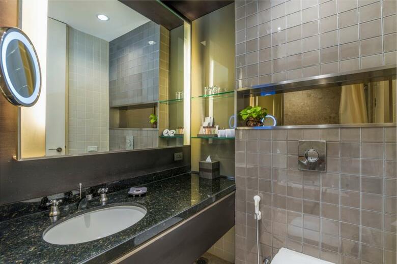 Aparthotel Emporium Suites By Chatrium