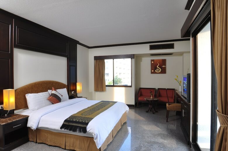 Apartamentos The Euro Grande Hotel