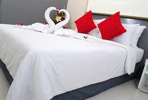Myhotel Cmyk@ratchada