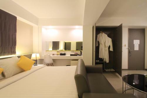 Myhotel Cmyk@ratchada