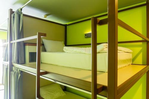 Siamaze Hostel