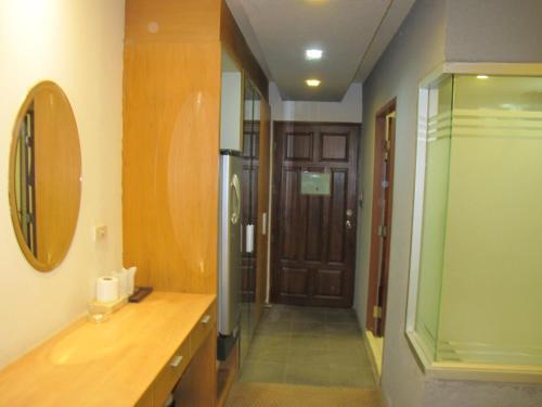 Suriwongse Hotel