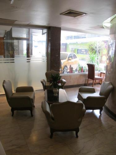Suriwongse Hotel