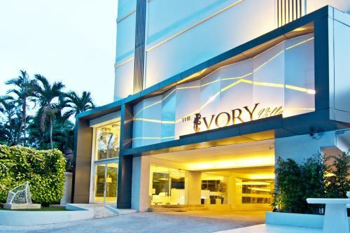Hotel The Ivory Villa