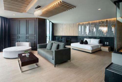 Hotel Tsix5 Phenomenal
