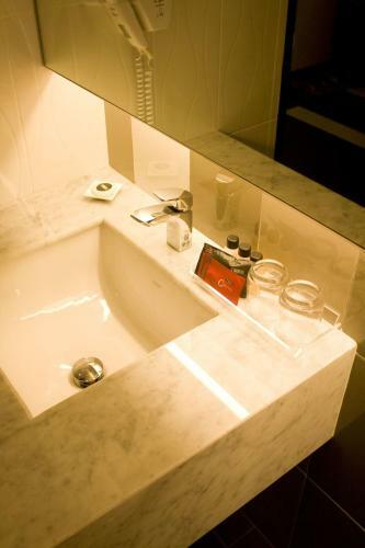 Hotel Tsix5 Phenomenal
